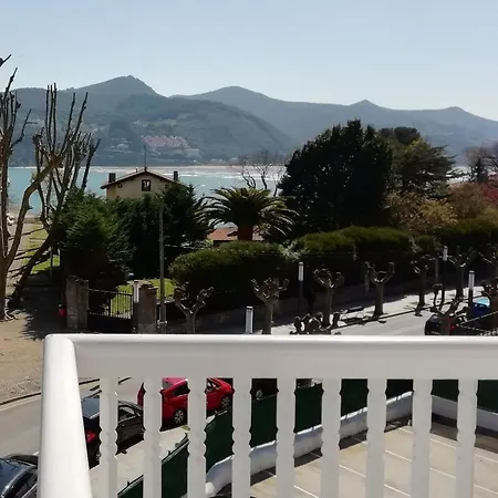 Atalaya- Free Parking Gratuito 2* Mundaka