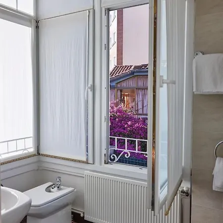 Atalaya- Free Parking Gratuito Hotel Mundaka