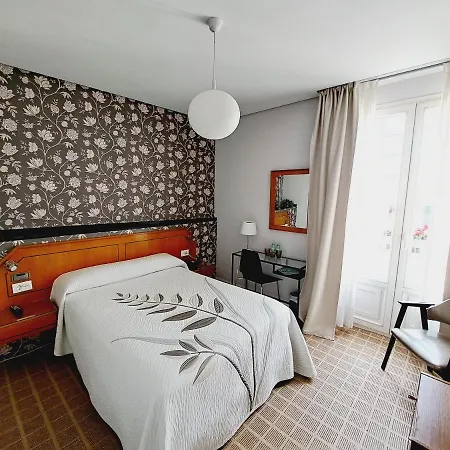 Hotel Atalaya- Free Parking Gratuito Mundaka