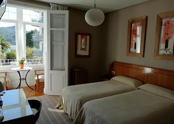 Hotel Atalaya- Free Parking Gratuito