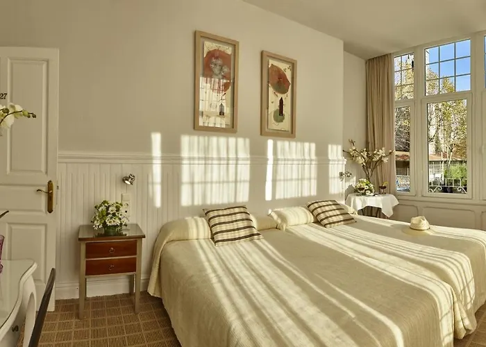 Hotel Atalaya- Free Parking Gratuito 2*